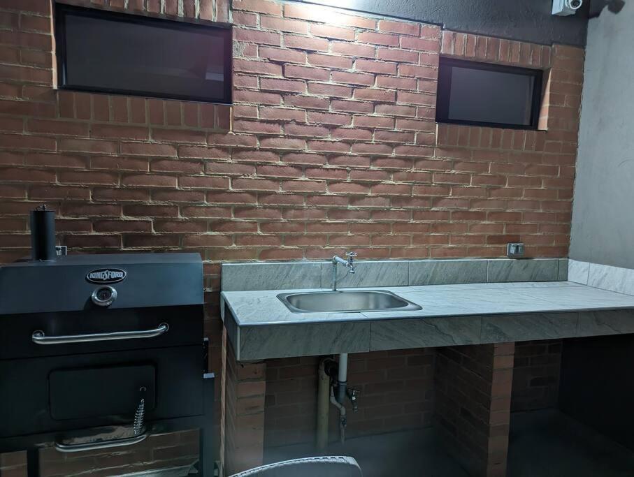 Hermoso Loft En Unicentro, Batan, Clinica Reina Sofia! Apartamento