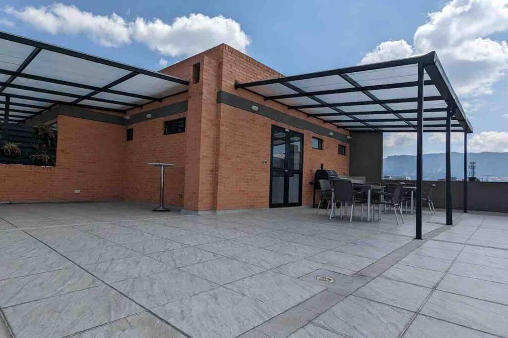 Hermoso Loft En Unicentro, Batan, Clinica Reina Sofia! Apartamento *
